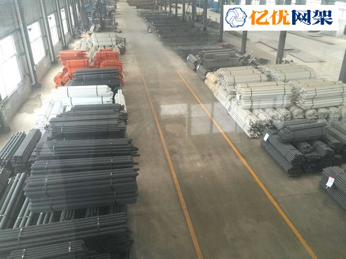 铁力杆件待发货区